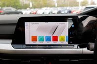 Volkswagen Golf LIFE TSI 30