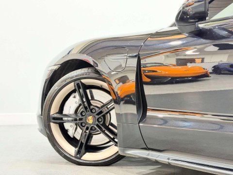 Porsche Taycan Performance Plus 93.4kWh Turbo Saloon 4dr Electric Auto 4WD (680 ps) 35