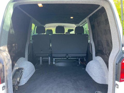 Volkswagen Transporter 2.0 TDI T32 BlueMotion Tech Highline Crew Van DSG FWD SWB Euro 6 (s/s) 5dr 14