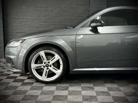 Audi TT 1.8 TT Black Edition TFSI 3dr 15