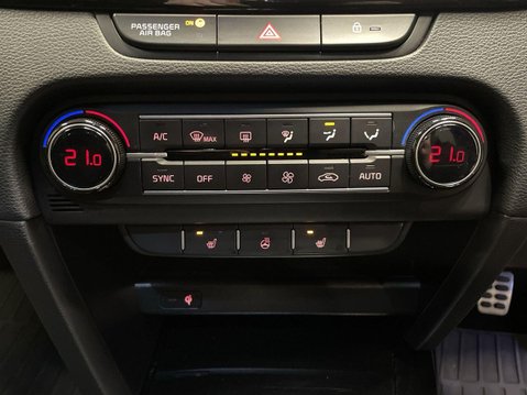 Kia Xceed 1.5 T-GDi GT-Line S SUV 5dr Petrol Manual Euro 6 (s/s) (158 bhp) 36
