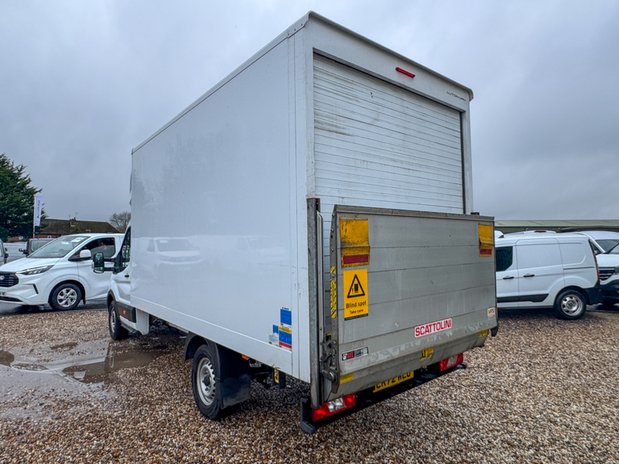 Ford Transit LUTON XLWB L4 Trend 350 130ps Tail Lift EURO 6 SELECT 14