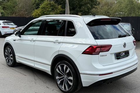 Volkswagen Tiguan R LINE TDI BMT 4MOTION DSG - PAN ROOF - APPLE CAR PLAY -ADAPTIVE CRUISE 2