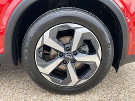Nissan Qashqai 1.3 Qashqai N-Connecta DiG-T MHEV 5dr 16