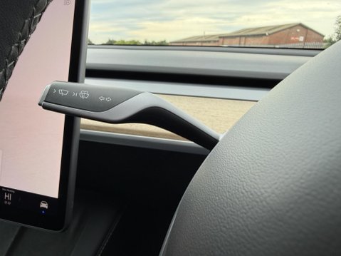Tesla Model Y (Dual Motor) Long Range SUV 5dr Electric Auto 4WDE (384 bhp) 35