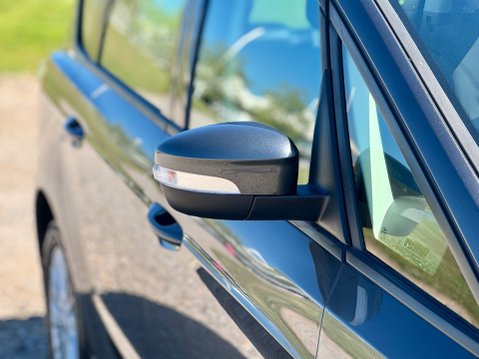 Ford S-Max ZETEC TDCI 13