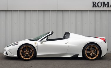 Ferrari 458 Speciale Aperta 2