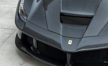 Ferrari LaFerrari 21