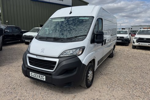 Peugeot Boxer LWB L3H2 Medium Roof Professional Prem Plus SELECT