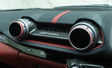 Ferrari 812 Superfast 18