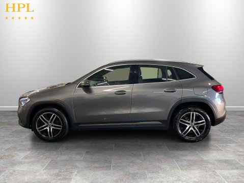 Mercedes-Benz GLA 1.3 GLA200 Sport (Executive) SUV 5dr Petrol 7G-DCT Euro 6 (s/s) (163 ps) 4