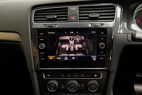 Volkswagen Golf E-GOLF 26