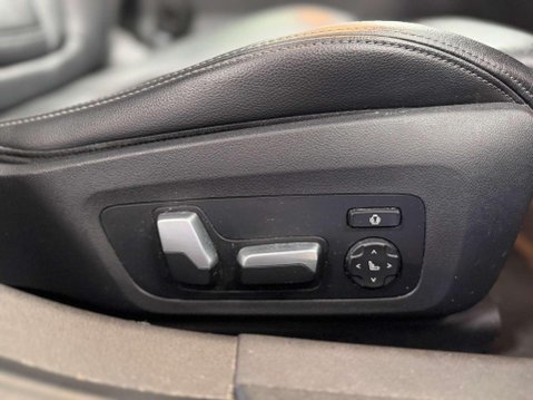 BMW 3 Series 2.0 330e 12kWh M Sport Saloon 4dr Petrol Plug-in Hybrid Auto Euro 6 (s/s) ( 43