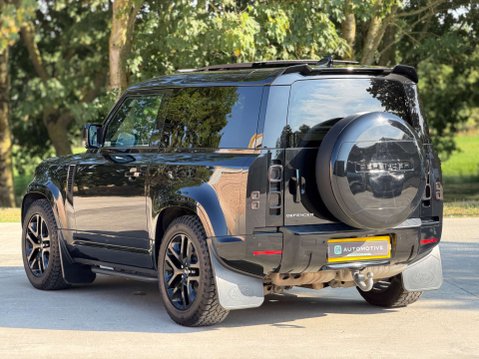 Land Rover Defender 3.0 Defender XS Edition D MHEV Auto 4WD 3dr 3