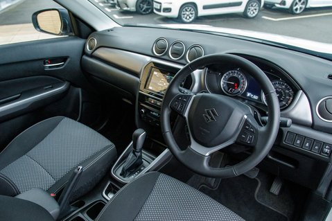 Suzuki Vitara SZ-T BOOSTERJET 4