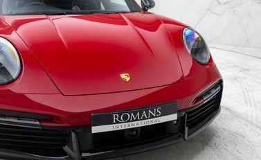 Porsche 911 Turbo S (992) Lightweight 38