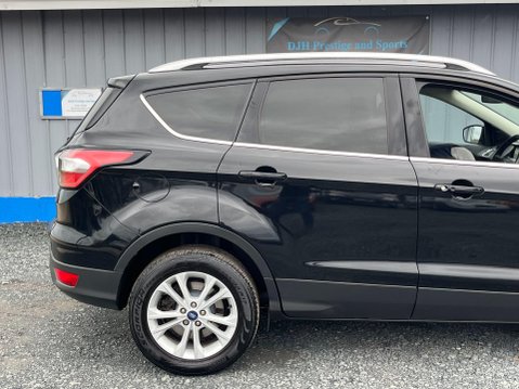 Ford Kuga 2.0 TDCi Titanium Euro 6 (s/s) 5dr 23