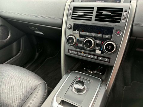 Land Rover Discovery Sport 2.0 Discovery Sport Landmark TD4 Auto 4WD 5dr 15