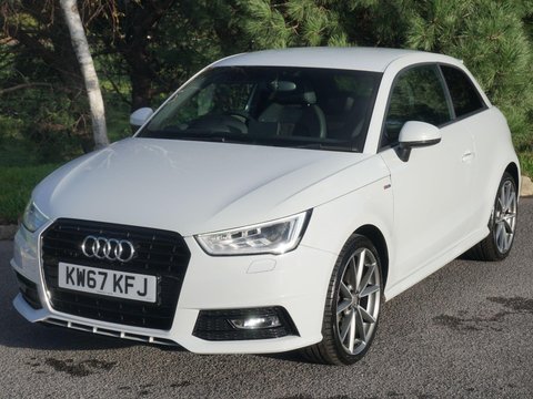 Audi A1 1.4 TFSI CoD Black Edition S Tronic Euro 6 (s/s) 3dr (Nav) 9
