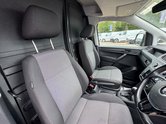 Volkswagen Caddy Maxi AUTO LWB L2H1 Low Roof Highline C20 Air Con Alloys Nav Sensors EURO 6 17