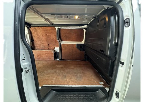 Vauxhall Vivaro 1.5 Turbo D 2700 Dynamic Panel Van 6dr Diesel Manual L1 H1 Euro 6 (s/s) (10 35