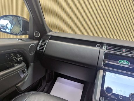 Land Rover Range Rover 3.0 Range Rover Vogue D MHEV Auto 4WD 5dr 51
