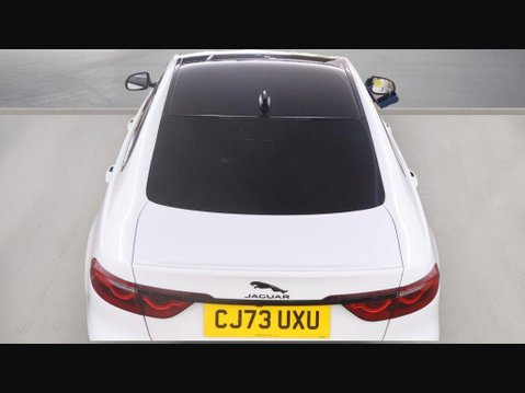 Jaguar XF R-DYNAMIC S 9