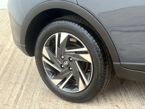 Hyundai BAYON 1.0 Bayon SE Connect TGDi MHEV Auto 5dr 11