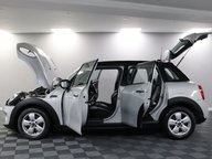 Mini Hatch COOPER CLASSIC 17