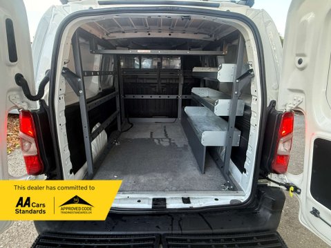 Vauxhall Combo 1.6 Combo 2300 Edition S/S 28