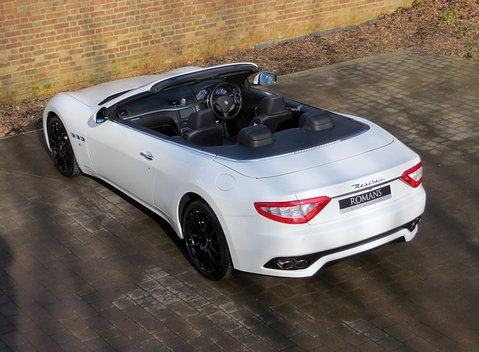 Maserati Grancabrio 9