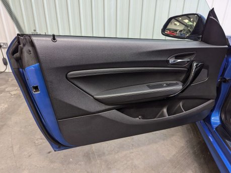 BMW 2 Series 2.0 220D M Sport Auto 2dr 61