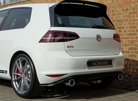 Volkswagen Golf GTI S Clubsport 20