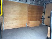 Volkswagen Crafter CR35 177 ps Tdi L2 H2 Trendline DSG Panel Van 10