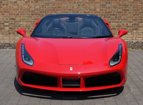 Ferrari 488 Spider 2