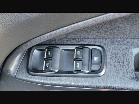 Ford Ecosport TITANIUM 21