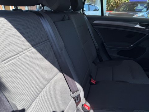 Volkswagen Golf 1.0 TSI BlueMotion Tech SE Nav DSG Euro 6 (s/s) 5dr 24