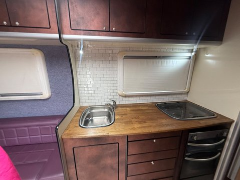 Iveco Turbodaily 45C15 RACE TRUCK, 6 BERTH CAMPER RACE VAN SPORTSHOME 23