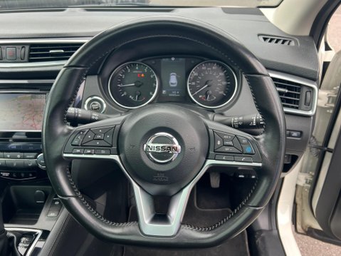 Nissan Qashqai 1.3 DIG-T Tekna DCT Auto Euro 6 (s/s) 5dr 19
