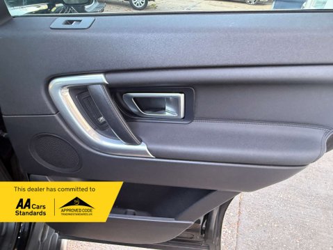 Land Rover Discovery Sport 2.0 Discovery Sport Landmark TD4 Auto 4WD 5dr 37