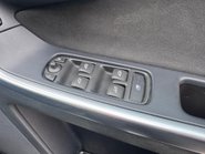 Volvo XC60 D4 R-DESIGN NAV AWD 19