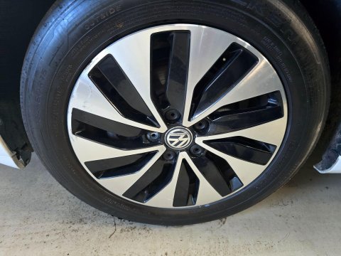 Volkswagen Polo 1.0 TSI BlueMotion Tech BlueMotion Euro 6 (s/s) 5dr 39