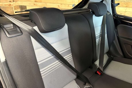 Volkswagen Up 1.0 High up! Hatchback 5dr Petrol ASG Euro 5 (75 ps) 34