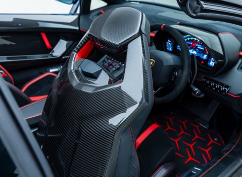 Lamborghini Aventador LP 770-4 SVJ ROADSTER 16