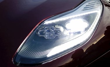 Aston Martin DB11 Launch Edition 25