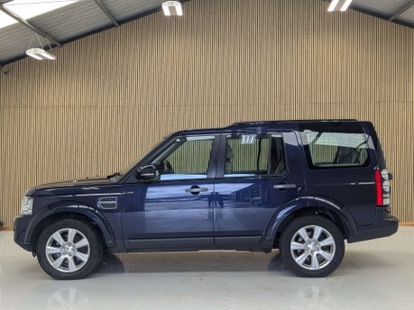 Land Rover Discovery 3.0 Discovery SE Tech SDV6 Auto 4WD 5dr 18
