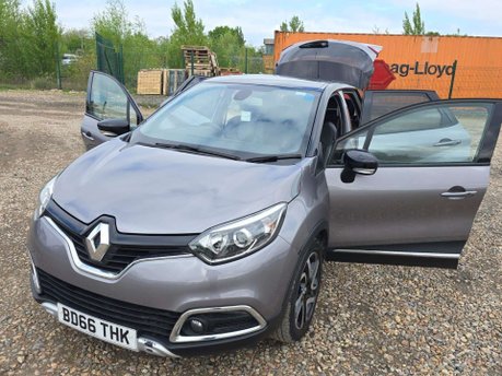 Renault Captur 1.5 dCi ENERGY Signature Nav Auto Euro 6 (s/s) 5dr 10