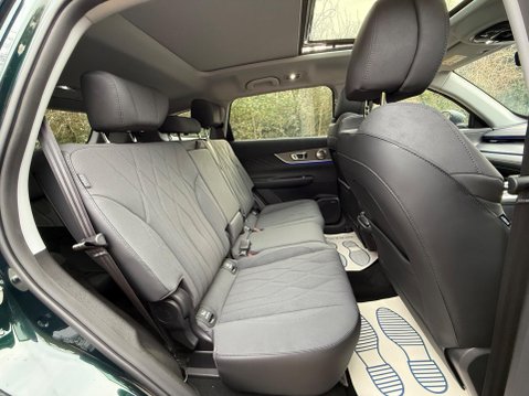 Chery Tiggo 8 1.5T 18.4kWh Summit DHT1 Euro 6 (s/s) 5dr 35