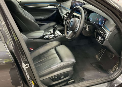 BMW 5 Series 2.0 530e 12kWh M Sport Saloon 4dr Petrol Plug-in Hybrid Steptronic Euro 6 ( 11