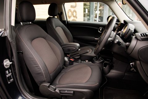 Mini Hatch COOPER CLASSIC 29